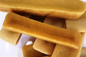 ขนมขบเคี้ยวสำหรับสุนัขและลูกแมว ทำจากชีสจากจามรีหิมาลัย ออร์แกนิค โปรตีนสูง ย่อยได้นาน บรรจุภัณฑ์แบบถุง ขนาด XXL แพ็ค 7 ชิ้น โดย MULTI CRAFT - Product Image 2