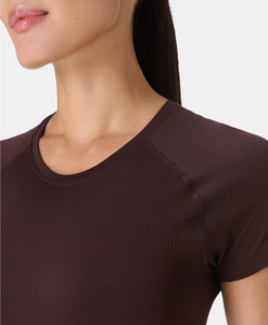 T-shirt court en coton pour femme, style vintage, respirant, séchage rapide, manches courtes, col rond, décontracté, pour l'été et la gym, rétro - Product Image 5