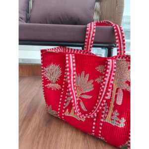 Bolso Tote Floral Acolchado de Algodón 100% Indio Red Palm para Mujer, Bolso de Hombro de Algodón Hecho a Mano, Bolso Acolchado Estampado, Bolso Tote con Cremallera - Product Image 3