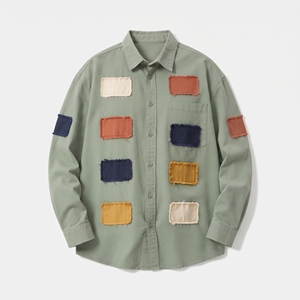 Chemise à manches longues verte pour homme, col rabattu, chemise décontractée avec des patchs appliqués colorés, fermeture à boutons à manches longues - Product Image 3