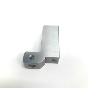 Pièces en acier inoxydable usinées CNC et usinées par électroérosion à fil, avec brochage, certifiées ISO9001, provenant du Vietnam - Product Image 4
