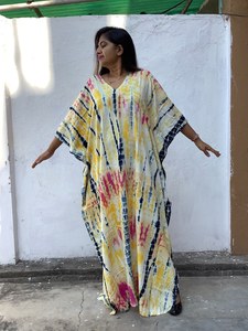 Caftanes de Rayón de Primera Calidad con Teñido Anudado, Suaves y Amigables con la Piel, Tejido Natural, Cintura Ajustada, Largos hasta el Suelo, Corte en A, Ecológicos y a la Moda - Product Image 2