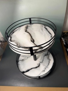 Organizador giratorio de dos niveles de mármol para encimera de cocina, despensa, mesa de comedor y artículos esenciales de baño, de la India. - Product Image 2