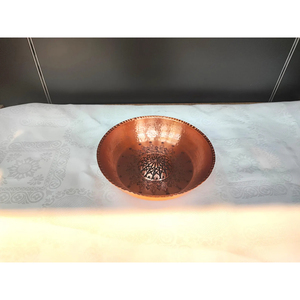 Bol mélangeur rond de qualité supérieure en cuivre pur avec finition martelée, écologique, pour salade et fruits secs, à prix raisonnable - Product Image 3