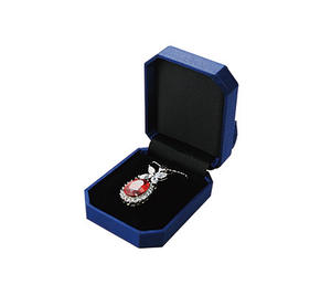 Caja de Joyería Rectangular Pequeña con Cinta y Textura de Terciopelo Satinado, Diseño Compacto para Exhibición, 60x70x30mm, Día de San Valentín - Product Image 4