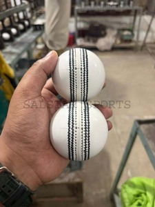 ลูกคริกเก็ตคุณภาพสูง Salstar Sport หนังวัวแท้เกรดพรีเมียม สีเหลืองขาว สำหรับเล่นในร่ม ปรับแต่งสีและโลโก้ได้ - Product Image 2