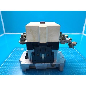 Fuji 1NC4QO #   Contactor Magnético SC-8N/UL Usado Como Pieza de Repuesto para Equipos Semiconductores Legacy - Product Image 6
