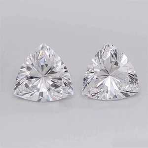 Paire de diamants taille trillion certifiés IGI 1,01 carat, pierres assorties cultivées en laboratoire, diamants non montés pour boucles d'oreilles, polis à la main en Inde - Product Image 1