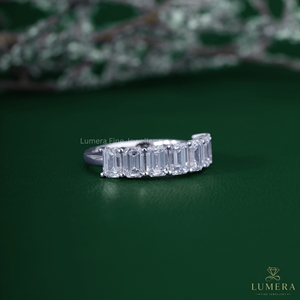 Anillo de Compromiso y Boda de Lujo para Mujer, con Diamante Cultivado en Laboratorio, Chapado en Oro de 9k, 10k, 14k y 18k, Corte Pera y Corte Brillante - Product Image 3