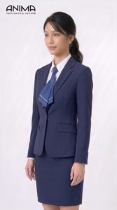 Costume Minimaliste Extensible en Laine ANIMA pour Femme Bleu Marine, Résistant à l'Eau, Respirant, Tenue de Bureau Exécutive Mondiale - Product Image 6