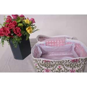 Bolsa de Maquillaje Portátil Grande con Cierre, Acolchada, de Algodón con Diseño Floral Boho, Bolsa de Viaje para Cosméticos, Organizador, Regalo para Ella - Product Image 5