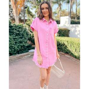 2025 femmes décontracté été Midi Denim robe boutonnée manches courtes avec poches ourlet effiloché Style Y2K - Product Image 6