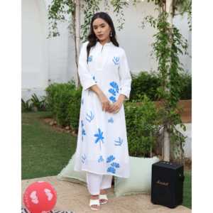 ชุดคุรตะสีขาวจัสมินไซส์ XS - Product Image 2