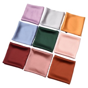 Pañuelo Cuadrado de Seda de Color Sólido, Accesorio de Moda para Mujer, Apto para Todas las Estaciones, 100% Seda, Estilo Simple, para Adultos - Product Image 1