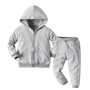 Vente en gros de survêtements d'hiver sans manches imprimés tie dye et ensemble de pantalons courts pour bébés filles et tout-petits enfants - Product Image 1