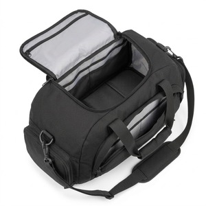 Bolsa Deportiva Unisex Resistente de Poliéster con Cierre y Compartimento para Zapatos con Barra de Arrastre para Viajes Deportivos, Fin de Semana o Pernoctaciones - Product Image 3