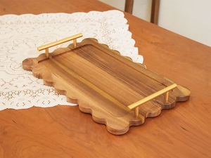 Plateau de service rustique en bois d'acacia à motif corde et poignées métalliques pour usage décoratif et multifonctionnel sur ottoman - Product Image 5