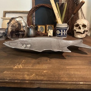 Bandeja de Servir Clásica de Aluminio Fundido con Forma de Pez, Ideal para Servir Mariscos, Decoración del Hogar de Estilo Costero y Uso en la Mesa de Comedor, de la India - Product Image 2