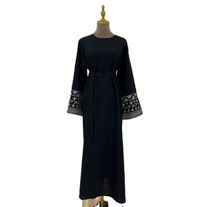 Personalizado 100% algodón Abaya modesto mujeres musulmanas vestido túnica Dubai 2024 Eid fabricante sin hierro ligero ropa islámica - Product Image 1