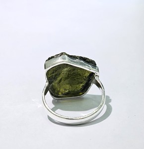 Anillo de Moldavita Cruda Hecho a Mano, Plata de Ley 925, Diseño Clásico Vintage, Antideslustre, Joyería de Lujo, Regalo - Product Image 5