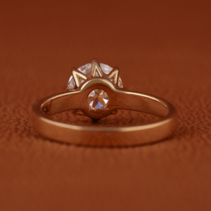 Anillo de Compromiso de Oro de 14k con Diamante Cultivado en Laboratorio de Forma Redonda, Claridad VVS2/VS1, Corte Brillante Redondo, Certificado IGI - Product Image 5