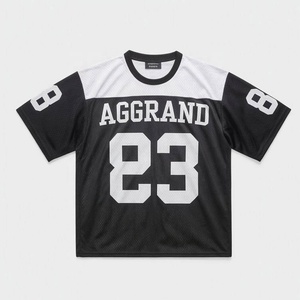 Uniformes de basket-ball en polyester légers, extensibles et fiables à bas prix Nouveau style et design Uniformes de basket-ball d'échauffement - Product Image 1