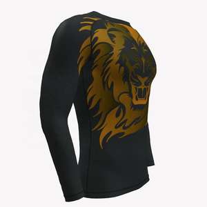 เสื้อรัดกล้ามเนื้อแขนยาวสำหรับผู้ชาย สีดำลายสิงโตสีทอง เหมาะสำหรับออกกำลังกาย ฟิตเนส ฝึกซ้อม บีเจเจ เอ็มเอ็มเอ ชุดกีฬาประสิทธิภาพสูง - Product Image 2