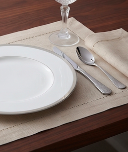 Ensemble de couverts modernes en acier inoxydable, fourchette, cuillère, couteau, design minimaliste, finition miroir haute brillance, résistant à la rouille, pour une utilisation en cuisine - Product Image 4