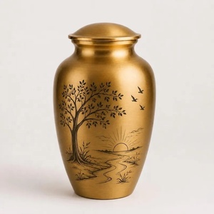 Urne funéraire en métal d'inspiration patrimoniale avec motif paysager Arbre de Sérénité, finition or brossé, avec couvercle, pour cendres commémoratives - Product Image 2