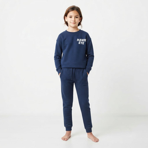 Conjunto Deportivo Infantil de Algodón Premium, Sudadera con Hombros Caídos y Cuello Redondo, Pantalones Deportivos, Fabricante de Marca Privada - Product Image 3