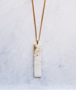 Collier pendentif en corne de buffle de style vintage personnalisé de haute qualité, thème animalier, fait main, marque F S INTERNATIONAL, Uttar Pradesh - Product Image 3