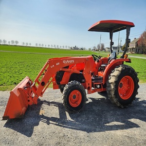 Tracteur compact de qualité supérieure, conçu par Kubota pour des performances robustes et une efficacité énergétique, conçu pour une longue durée de vie. - Product Image 4