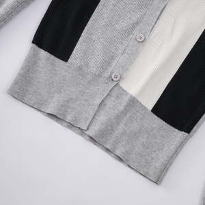 Cómodo Cárdigan Informal de Invierno de Algodón para Mujer de Talla Grande con Botones Cubiertos, Estilo Fraternidad Griega - Product Image 5