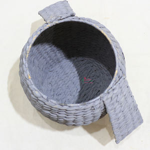 Cesta de almacenamiento tejida de jacinto de agua ecológica con tapa, diseño de cara de mascota lindo hecho a mano para organizar y decorar - Product Image 5