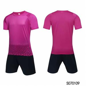 Uniforme de Fútbol para Niños, Diseño Único y Transpirable, Calidad Pakistaní, Precio al por Mayor - Product Image 4