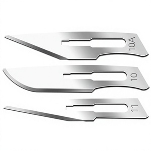 Lames de couteaux chirurgicaux manuels en acier inoxydable Highland de haute qualité, réutilisables pour usage hospitalier REEAX ENTERPRISES - Product Image 1