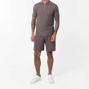 Ensemble tricoté tendance pour homme : Polo texturé à quart de zip et short à cordon de serrage – Style de luxe, ensemble short premium pour homme - Product Image 3