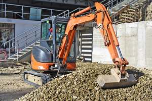 Mini-excavatrice Hitachi EX22 de 2,2 tonnes, excavatrice compacte sur chenilles, pelle hydraulique pour la construction, l'agriculture et l'aménagement paysager - Product Image 6