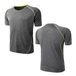Camiseta de cuello redondo para hombre de alta calidad, hecha de una mezcla de algodón duradera para un confort superior y un rendimiento duradero. - Product Image 5