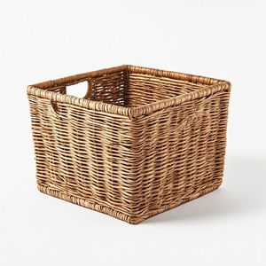 Cesta contemporánea de mimbre natural, perfecta para interiores minimalistas y espacios de vida limpios y organizados - Product Image 4