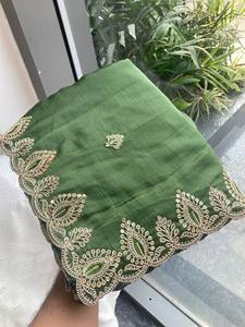 Sari de chifón satinado suave para mujer con borde de encaje bordado y blusa de seda de diseñador |   Sari Étnico para Fiestas - Product Image 5