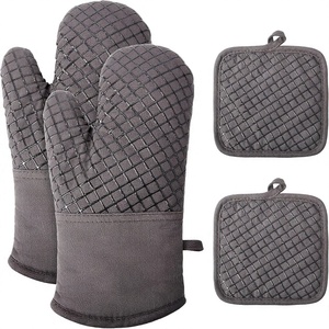 Gant de cuisine en silicone moderne résistant à la chaleur, conçu pour une manipulation sûre des casseroles chaudes - Product Image 3
