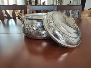 Exportador indio de sartenes metálicas de diseño clásico para encimeras de cocina domésticas y tareas culinarias con calidad y precio de exportación. - Product Image 5