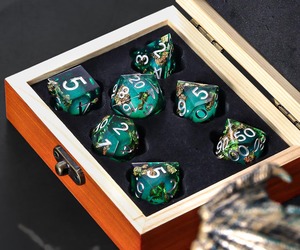 Jeu de dés en résine de qualité optique, dés polyédriques en résine haute clarté pour jeux de table professionnels DND, fourniture en gros d'accessoires de jeu - Product Image 1