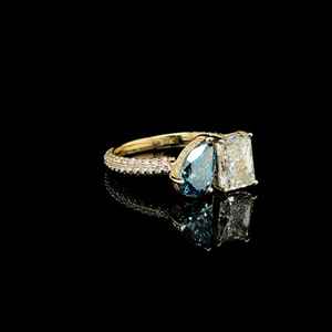 Anillo Toi Moi de Oro Sólido de 14K con Diamante Azul de Corte Pera y Radiante de 1.01 CT Cultivado en Laboratorio para Mujer, Regalo para Novia o Fiesta de Bodas - Product Image 4
