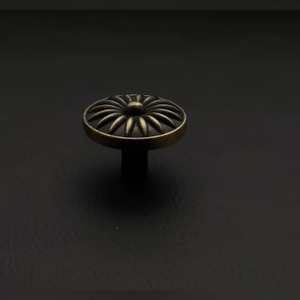 Premium Zinc Contemporary Cabinet Knobs Decorative Flower Design Eco-Friendly Drawer Pulls for <b>Wardrobe</b> Kitchen Furniture - Product Image 3
