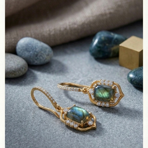 ต่างหูลาบราดอไรต์ธรรมชาติ ยาว 5.5 นิ้ว ประดับเพชร CZ ตัวเรือนเงินแท้ 925 ชุบทอง 18K ต่างหูดีไซน์เนอร์ ของขวัญสำหรับเธอ - Product Image 1