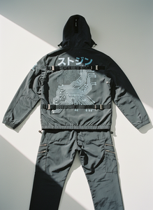 Chándal Deportivo Multifuncional de Nailon Cortavientos, Diseño 2 en 1, Corte Holgado, Capucha con Cuello, Largo Completo, Ligero, con Bolsillos Laterales - Product Image 2