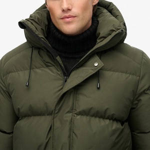 Veste d'hiver matelassée unisexe épaisse avec capuche, manteau décontracté chaud en tricot pour le printemps avec logo frontal et détails en plumes - Product Image 4