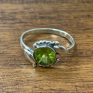 Customized Handmade Simple <b>Peridot</b> Gemstone <b>Ring</b> 925 Silver With Smooth Fit For Unisex Everyday Wear Smooth Fit - Product Image 2
